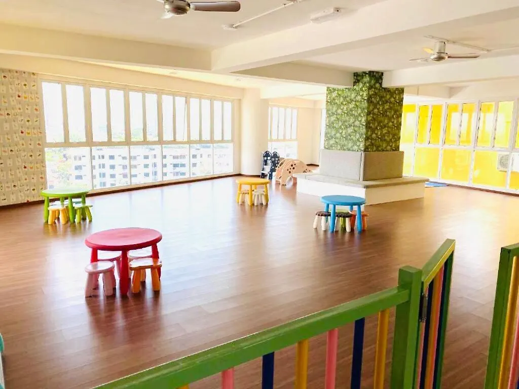 Malacca Novo 8 Funstay Kids Playground By Nestcove דירה