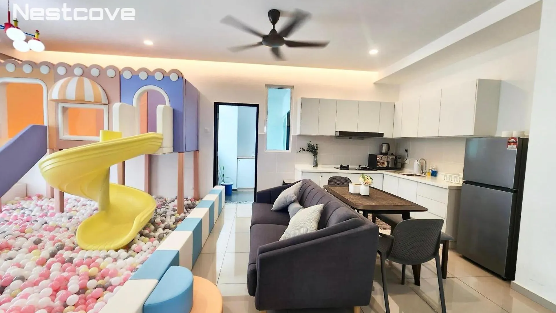 Malacca Novo 8 Funstay Kids Playground By Nestcove דירה